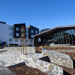 Holiday Inn Express & Suites Queenstown By Ihg